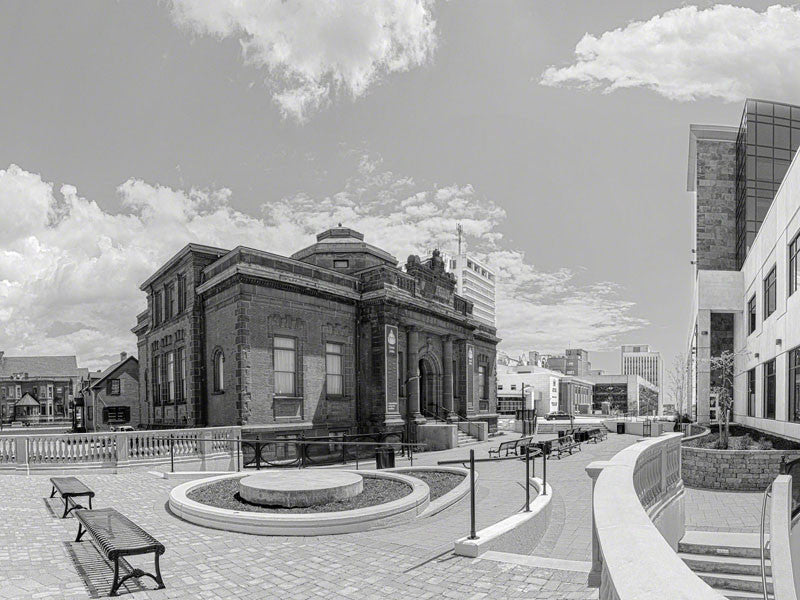 Art Center BW - City Market Canvas Art